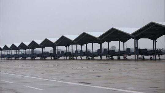 Craft beers, doughnuts, Cottage Inn pizza: Michigan Guardsmen miss the little things